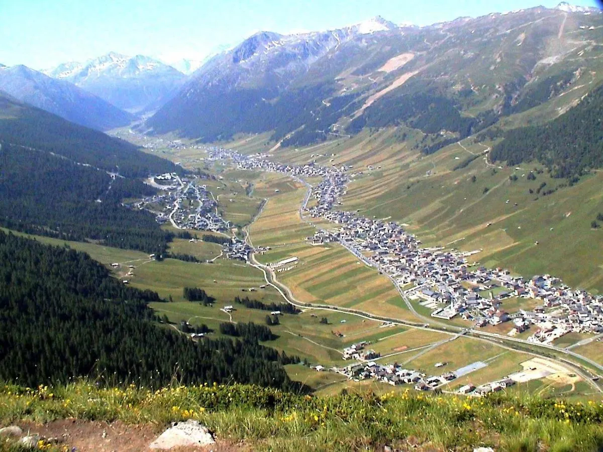 Baita Lorella Lago Livigno Apartment