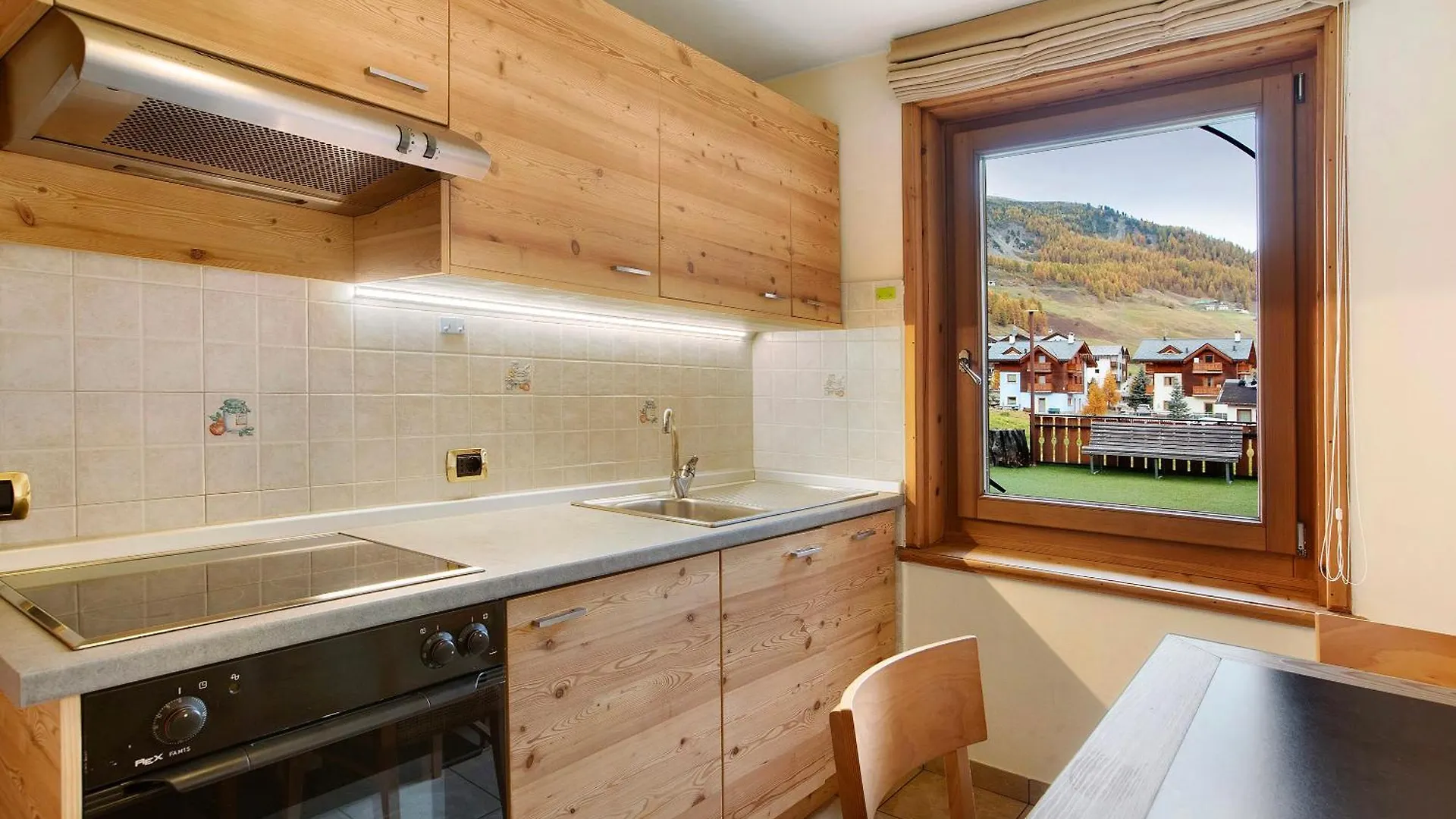 Baita Lorella Lago Livigno 0*,